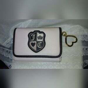 Juicy Couture Queen of Everything small wallet !!